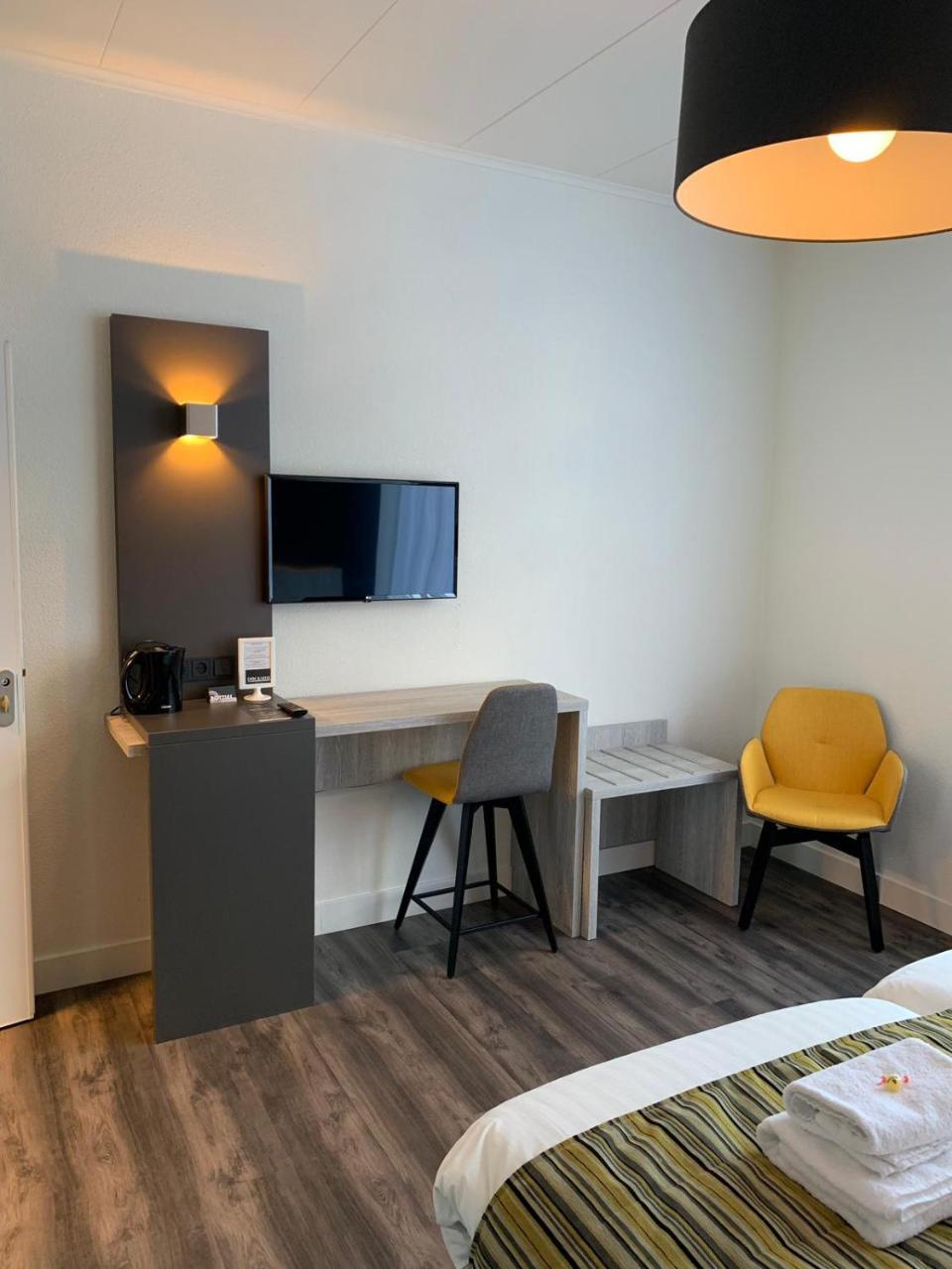 Hotel & Appartementen Royal Sas van Gent Εξωτερικό φωτογραφία